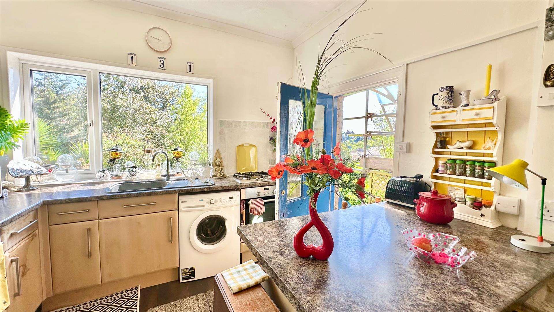 3 bed property in Old London Road, Hastings